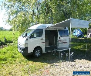 Toyota HiAce campervan -day van 