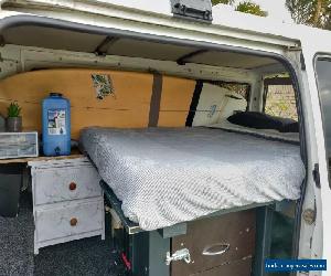 Camper van Ford Econovan 2001