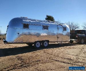 1957 Airstream Tradewind 