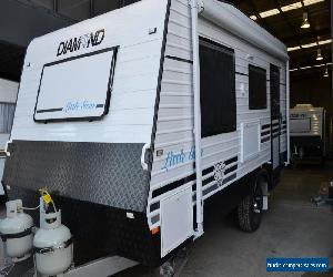  2017 DIAMOND LITTLE GEM CARAVAN 16.9FT