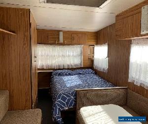 FRANKLIN 15 1/2ft CARAVAN, FRONT KITCHEN, MIDDLE DINING, REAR DOUBLE BED, ANNEX