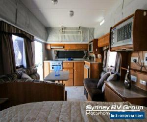 2006 Jayco Destiny White Caravan