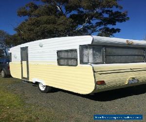 Viscount caravan