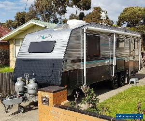 LEADER PALLADIUM (SUPREME) 2015 CARAVAN - 24 FOOT - SOLAR.