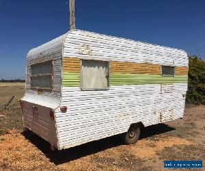 1980 16ft coronet champion caravan