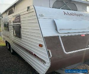 MADISON 19 FOOT POP-TOP CARAVAN