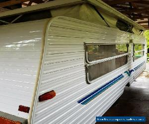 1982 Jayco pop top caravan