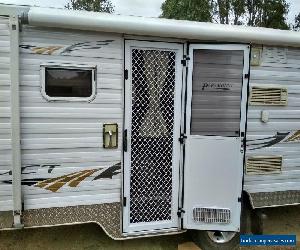 PARAMOUNT DUET 2009 SEMI OFF-ROAD CARAVAN Similar to Jayco Expanda Pop Top 