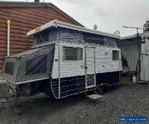 Caravan Millard Compact Expanda 