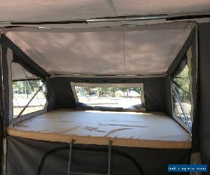 4 x 4 Camp trailer