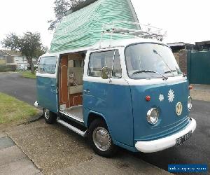 VW Campervan - 1977 T2 Bay Window - Rare twin slider