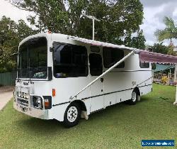 Isuzu 27ft Motorhome and Suzuki Grand Vitara combination. Ready to Travel for Sale