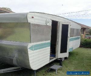 Viscount Caravan