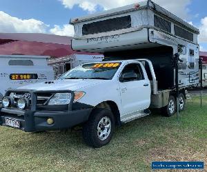 TOYOTA HILUX 4X4 & PALOMINO SLIDE ON CAMPER - 6 WHEELER