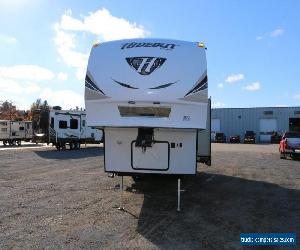 2017 Keystone Hideout 298BHDS Camper