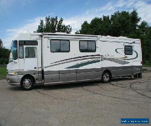 2000 Coachmen Santara Model 3600 MBS