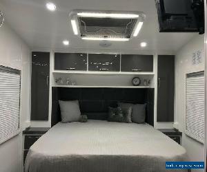 Cedar Caravans  -  22'6 Grand Voyage  -  Family Bunk Caravan 