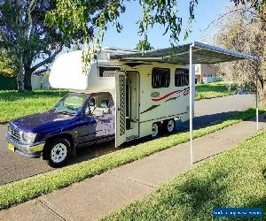 2000 Toyota Hilux Matilda motorhome