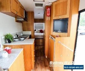 2000 Swagman Ross Motorhome Cream M Motor Home