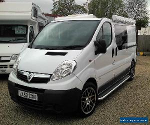 VAUXHALL VIVARO 2900 CDTi 2 BERTH CAMPER CONVERSION