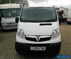 VAUXHALL VIVARO 2900 CDTi 2 BERTH CAMPER CONVERSION