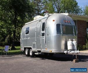 1974 Airstream Land Yacht Safari