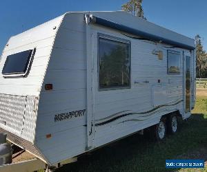 Viscount Newport caravan with show and toilet 22 foot