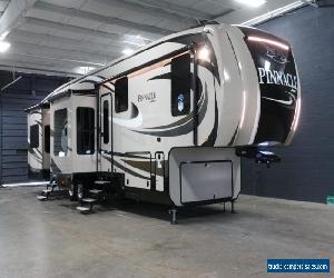 2017 Jayco Pinnacle 38REFS Camper