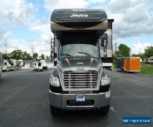 2017 Jayco Seneca 37TS Camper