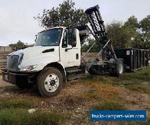 2004 International 4300