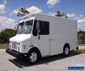 2002 Workhorse P42 Step Van 11ft