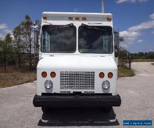 2002 Workhorse P42 Step Van 11ft