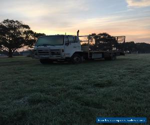 Isuzu tray beaver tail