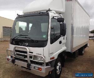 2007 ISUZU FRR 500 PANTEC 21 FOOT TIEMAN TAIL LIFTER