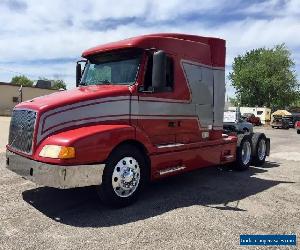 2003 Volvo VNL