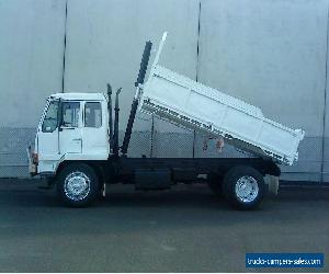 1992 MITSUBISHI FM557 TIPPER TRUCK