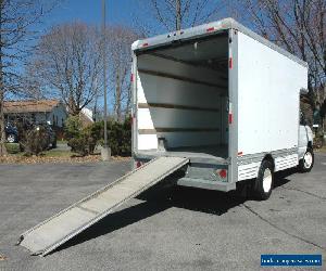 2006 Ford CUTAWAY BOX TK