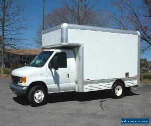 2006 Ford CUTAWAY BOX TK