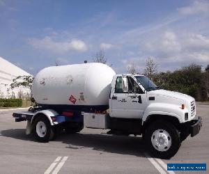 2001 GMC C7500 Fuel Tanker Truck