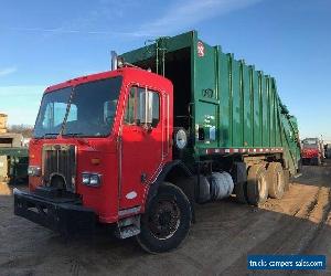 2003 Peterbilt 320