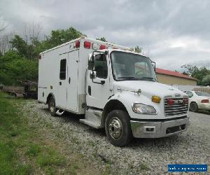 2010 Freightliner M2