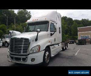 2012 Freightliner CASCADIA