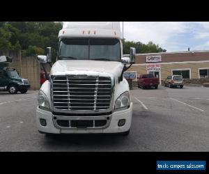 2012 Freightliner CASCADIA