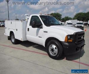 2005 Ford F350 DRW SERVICE BODY CRANE TRUCK