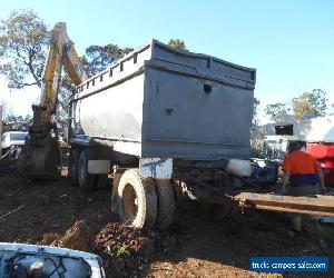 TRI AXLE STEEL DOG TRAILER 6M LONG 1,6M HIGH ALL IN GOOD ORDER SPRING SUSPENSION