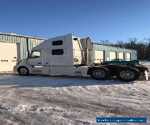 2010 Volvo vnl