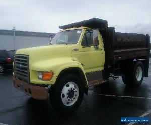 1995 Ford F SERIES 700