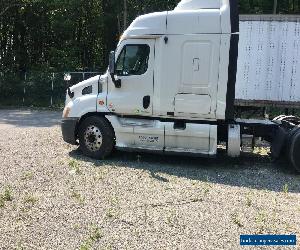 2011 Freightliner 113