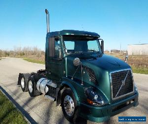 2008 Volvo VNL42T300