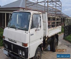 Toyota Dyna Tip Truck